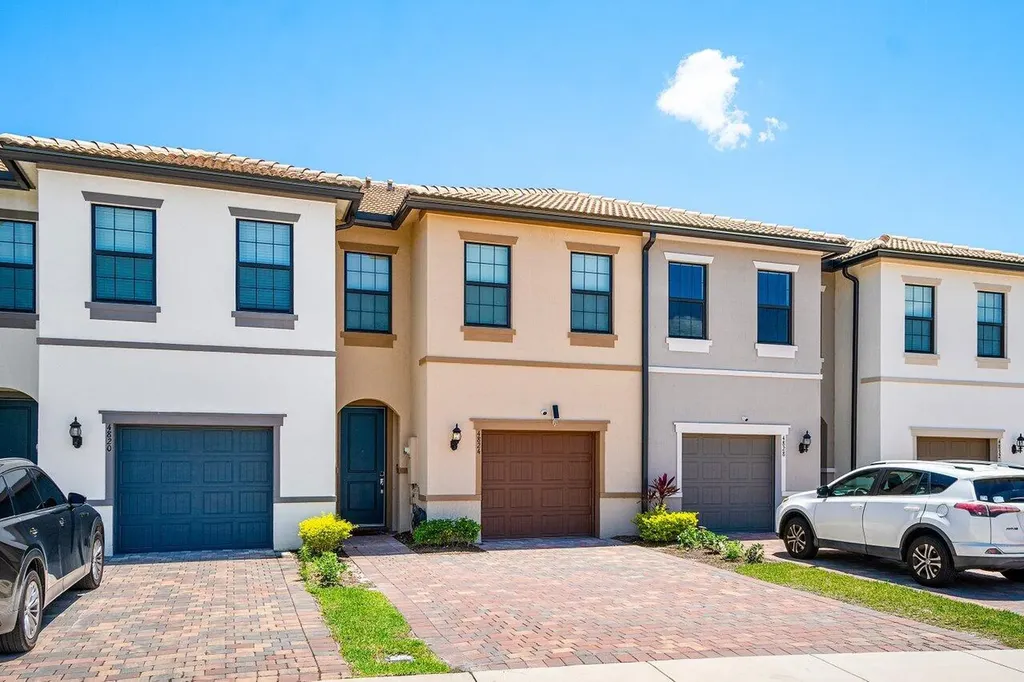 4824 Chantilly Road Lake Worth FL 33467