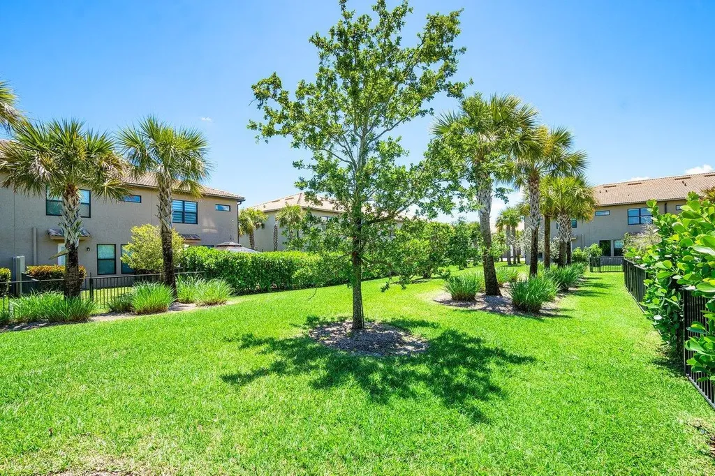 4824 Chantilly Road Lake Worth FL 33467