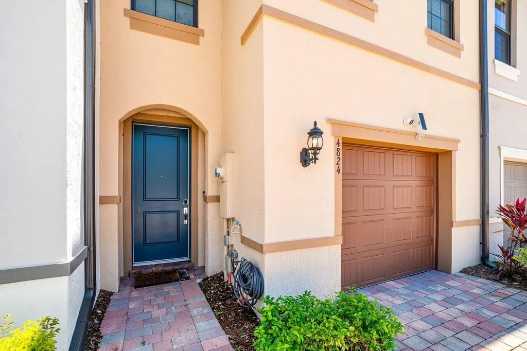 4824 Chantilly Road Lake Worth FL 33467