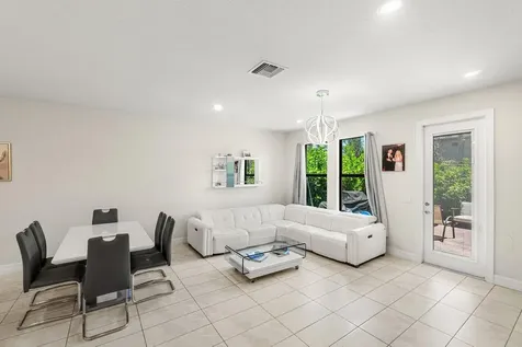 4824 Chantilly Road Lake Worth FL 33467
