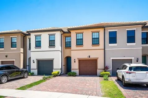 4824 Chantilly Road Lake Worth FL 33467