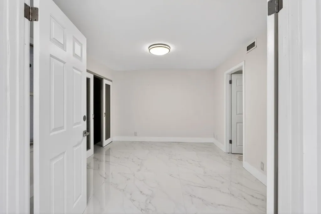 3901 S Flagler Drive West Palm Beach FL 33405