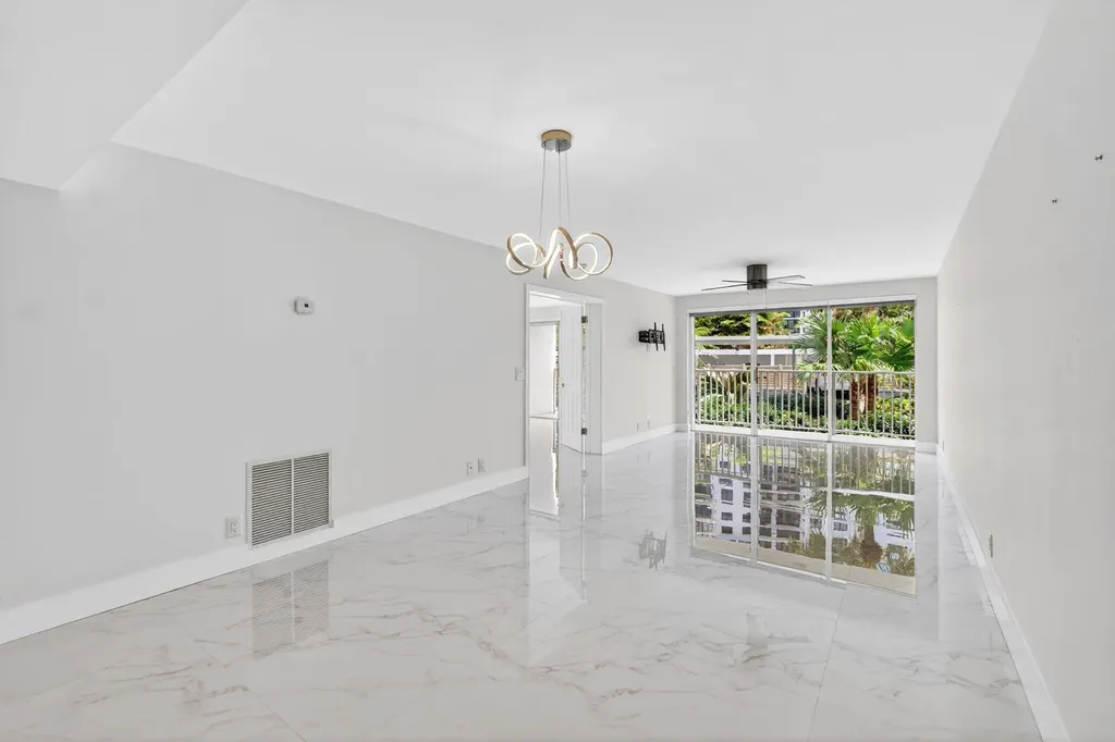 3901 S Flagler Drive West Palm Beach FL 33405