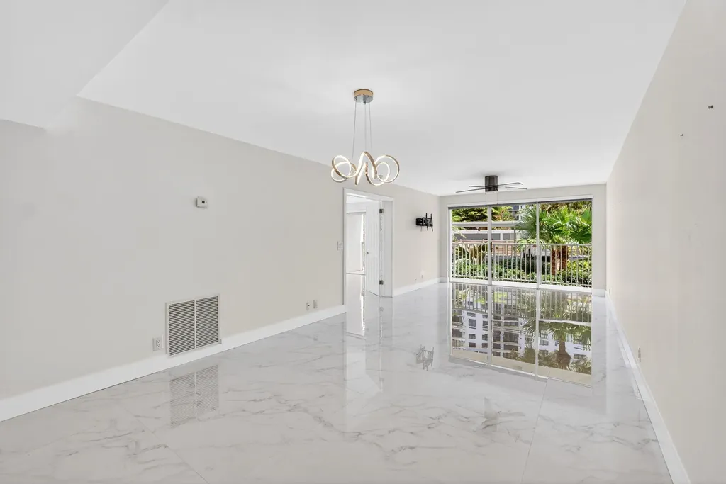 3901 S Flagler Drive West Palm Beach FL 33405