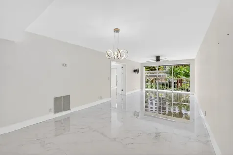 3901 S Flagler Drive West Palm Beach FL 33405