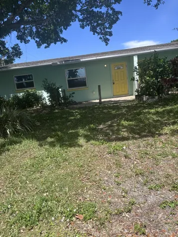 202 W Balboa Street Fort Pierce FL 34949