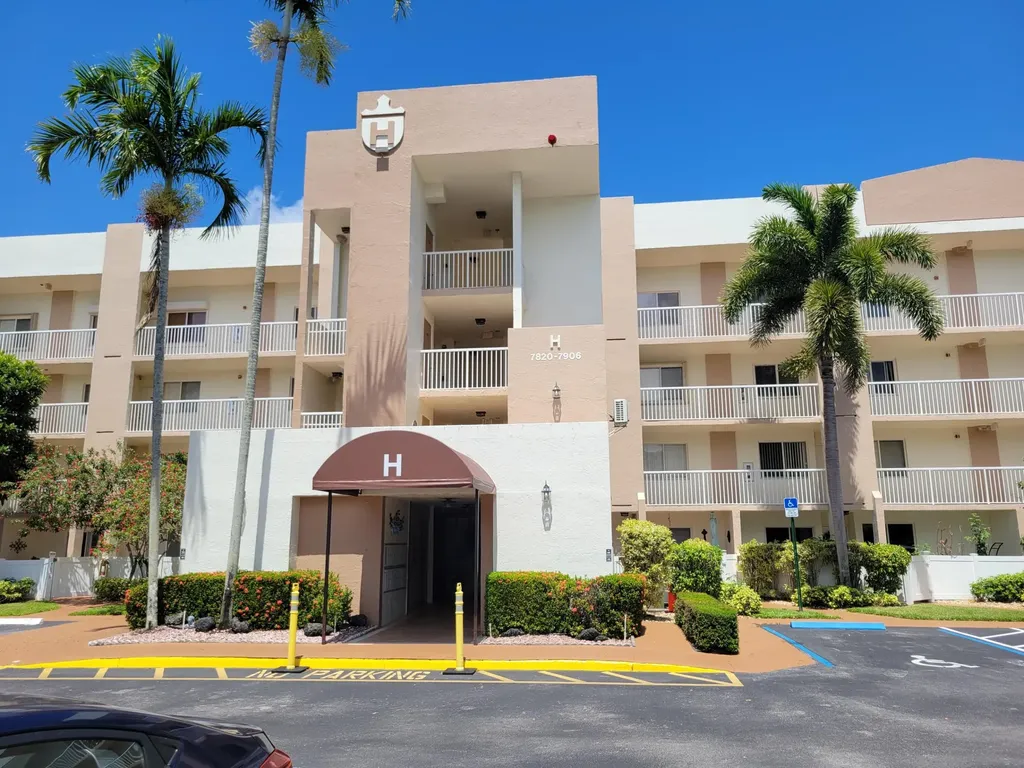 7878 Trent Drive Tamarac FL 33321