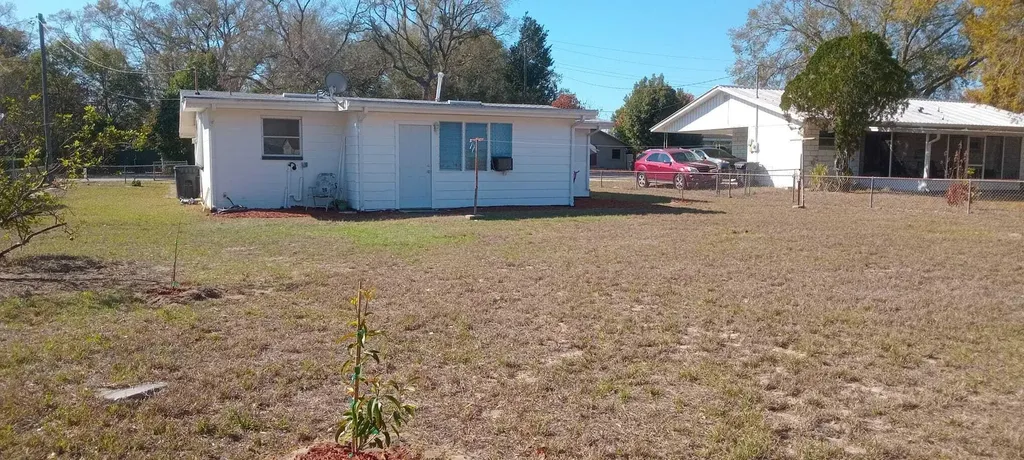 131 E Camphor Street Avon Park FL 33825