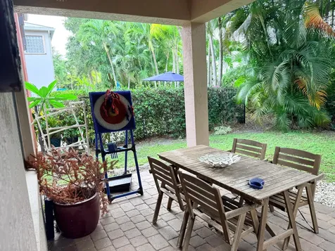 17 Country Lake Circle Boynton Beach FL 33436