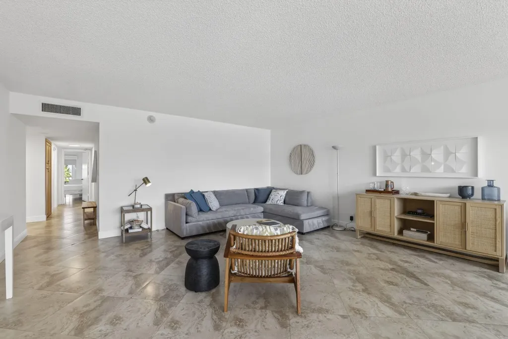 4900 N Ocean Boulevard Lauderdale By The Sea FL 33308
