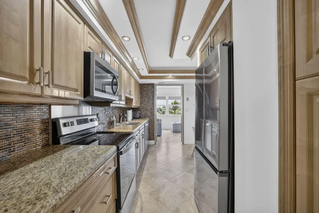 4900 N Ocean Boulevard Lauderdale By The Sea FL 33308