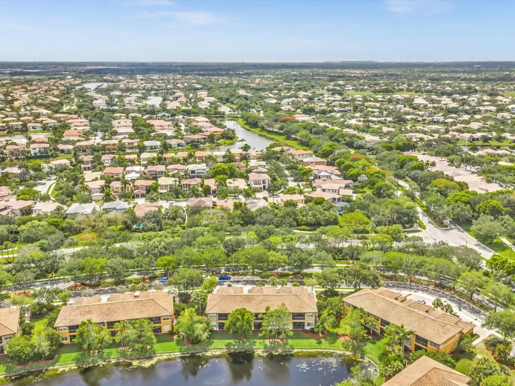 8025 NW 127th Lane Parkland FL 33076