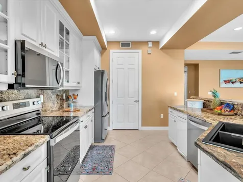 8025 NW 127th Lane Parkland FL 33076