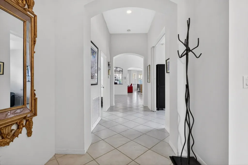 12530 Vía Valenza Boynton Beach FL 33436