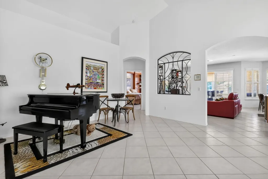 12530 Vía Valenza Boynton Beach FL 33436
