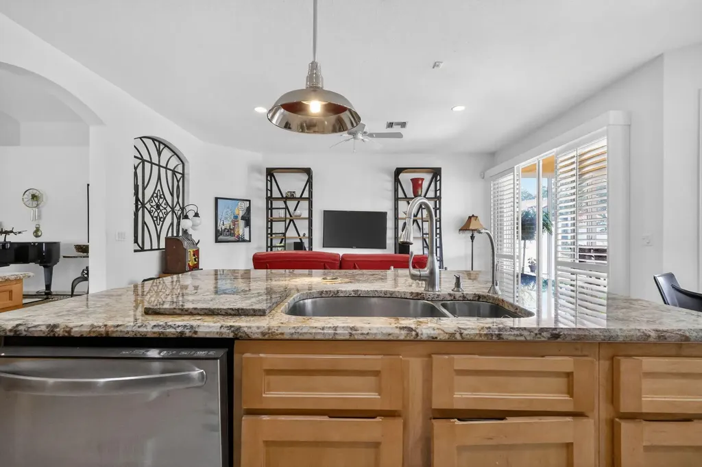 12530 Vía Valenza Boynton Beach FL 33436