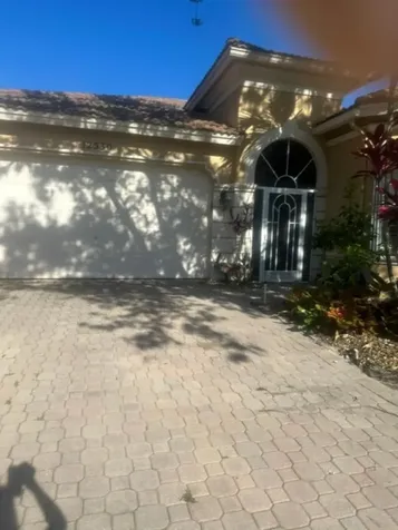 12530 Vía Valenza Boynton Beach FL 33436
