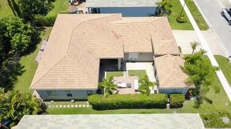 10122 Oak Meadow Lane Lake Worth FL 33449
