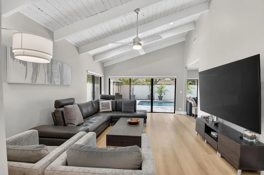 7374 Woodmont Court Boca Raton FL 33434