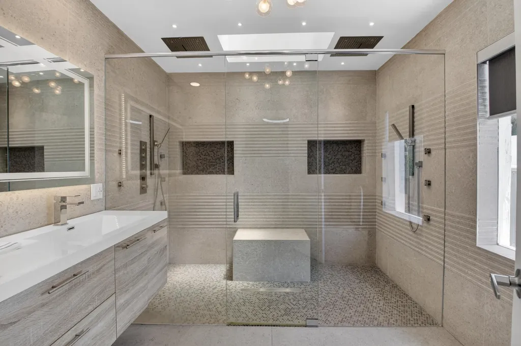 7374 Woodmont Court Boca Raton FL 33434