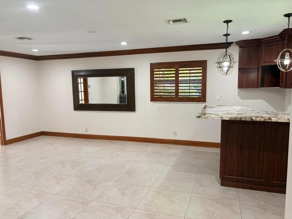 15943 W Wind Circle Sunrise FL 33326