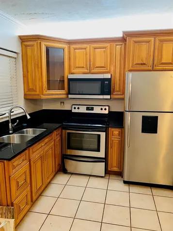 1301 N 12th Court Hollywood FL 33019