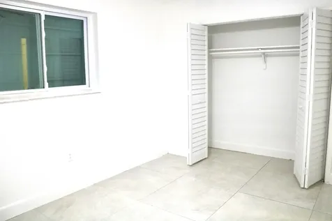 1920 N 65th Way Hollywood FL 33024