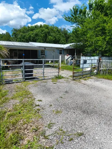 6725 NE 8th Lane Okeechobee FL 34974
