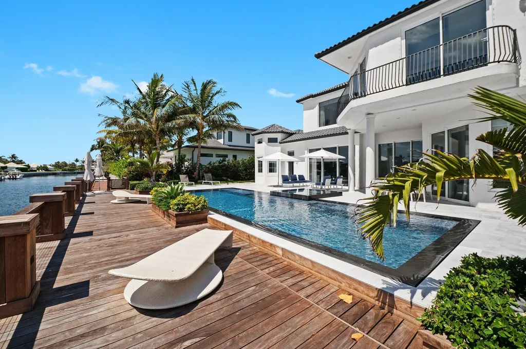 81 S Island Drive Ocean Ridge FL 33435