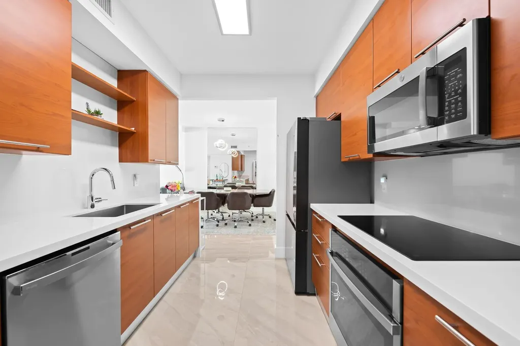 350 SE 2nd Street Fort Lauderdale FL 33301