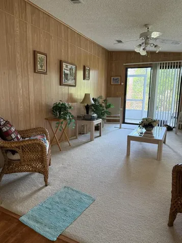 47 Flores Del Norte Fort Pierce FL 34951