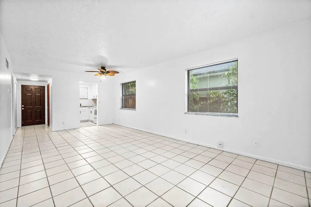 626 N Federal Highway Lake Worth Beach FL 33460