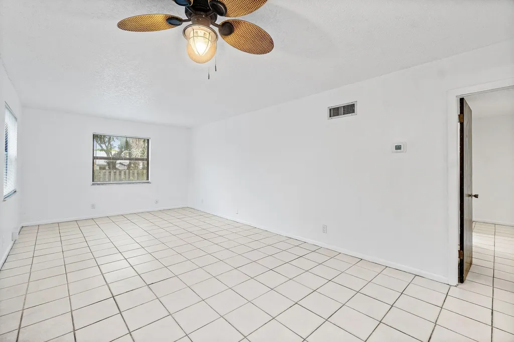 626 N Federal Highway Lake Worth Beach FL 33460