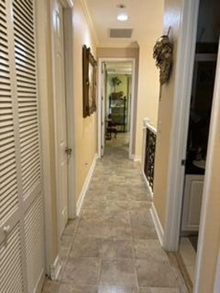 6898 Julia Gardens Drive Coconut Creek FL 33073