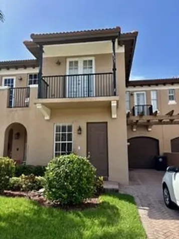 6898 Julia Gardens Drive Coconut Creek FL 33073