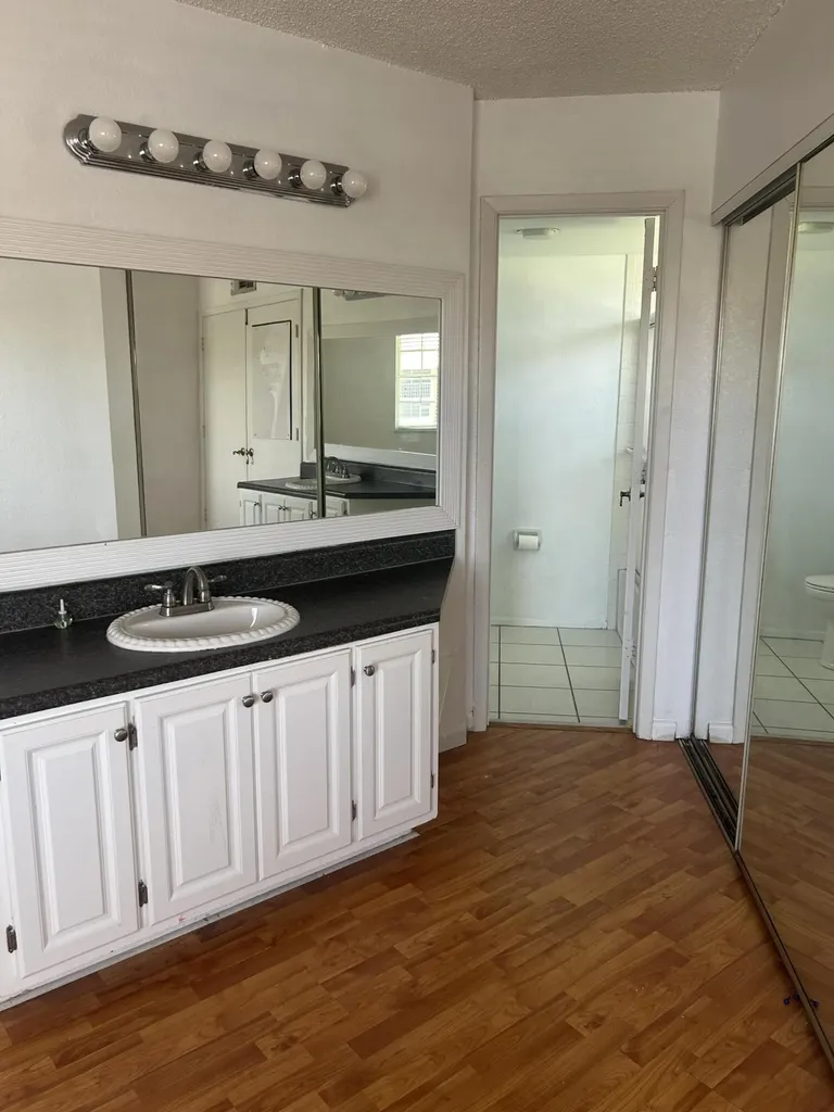 1537 SE Royal Green Circle SE Port St Lucie FL 34952