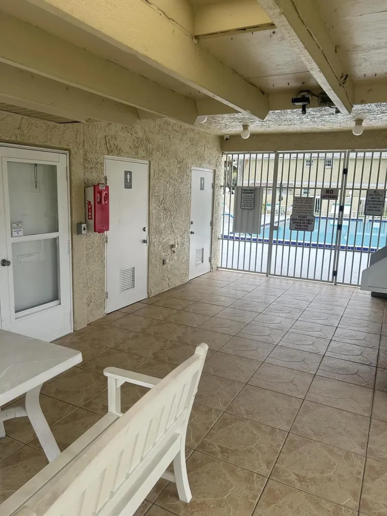 1537 SE Royal Green Circle SE Port St Lucie FL 34952