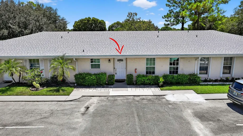 448 Franconia Circle Lake Worth FL 33467