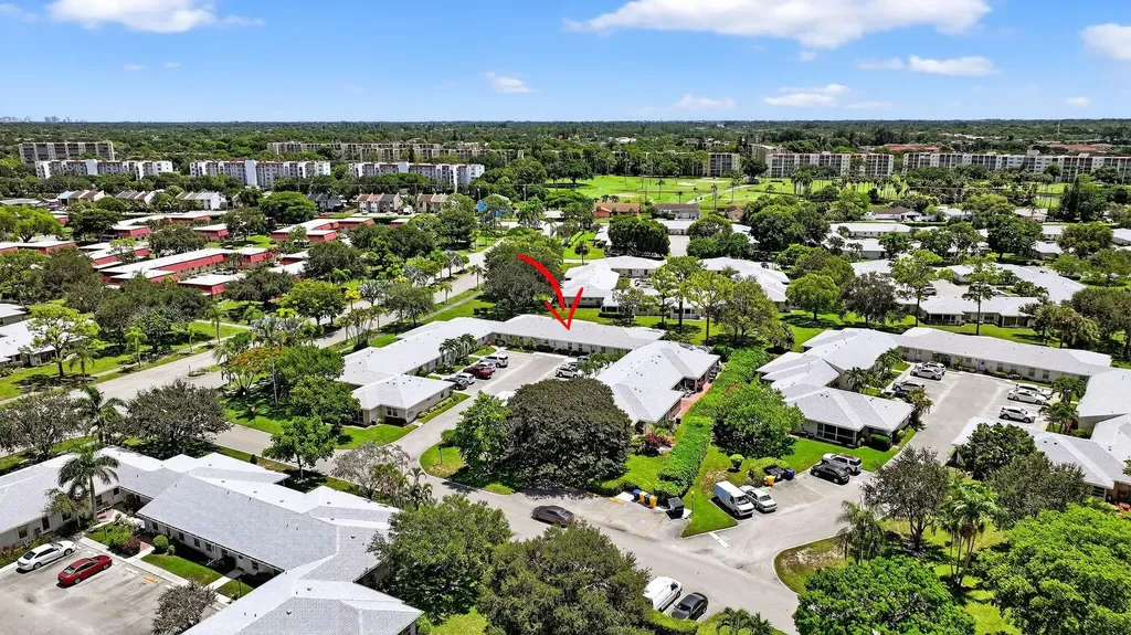 448 Franconia Circle Lake Worth FL 33467