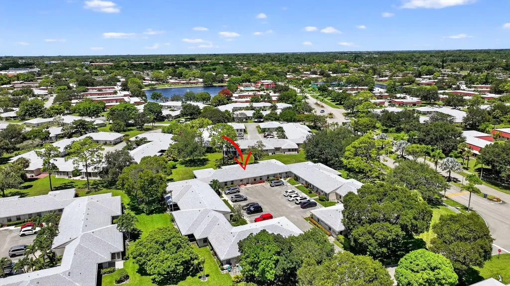 448 Franconia Circle Lake Worth FL 33467