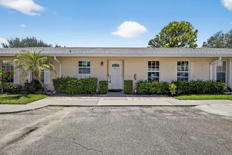 448 Franconia Circle Lake Worth FL 33467