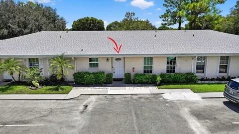 448 Franconia Circle Lake Worth FL 33467