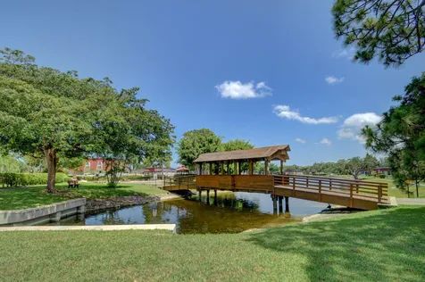 448 Franconia Circle Lake Worth FL 33467