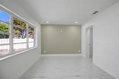 1437 SW 1st Avenue Deerfield Beach FL 33441