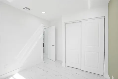 1437 SW 1st Avenue Deerfield Beach FL 33441