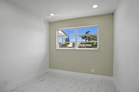 1437 SW 1st Avenue Deerfield Beach FL 33441