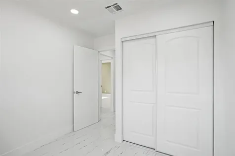 1437 SW 1st Avenue Deerfield Beach FL 33441