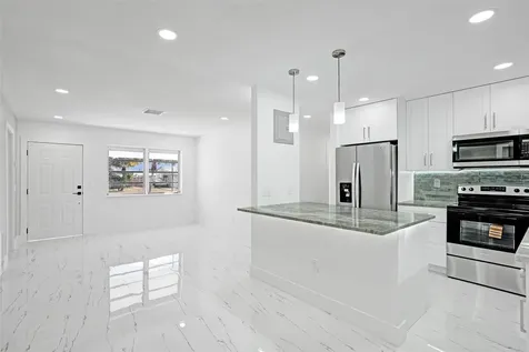 1437 SW 1st Avenue Deerfield Beach FL 33441