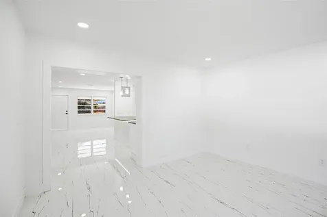 1437 SW 1st Avenue Deerfield Beach FL 33441