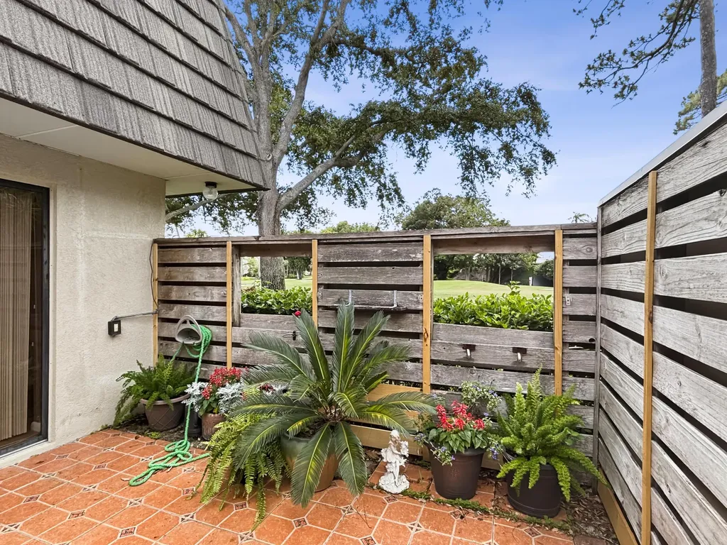 1608 16th Terrace Palm Beach Gardens FL 33418